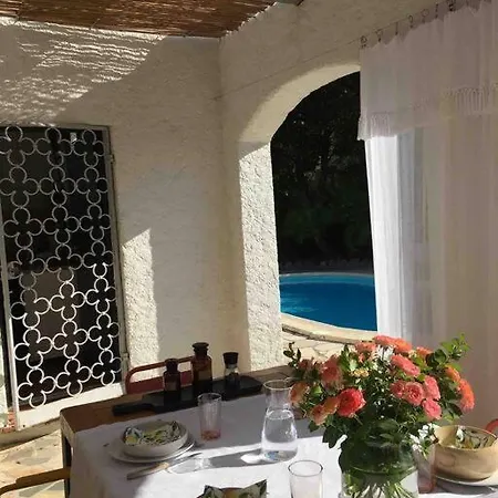 Villa Climatisee, Vue Et Colline Avec Piscine *