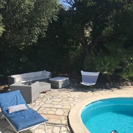 Villa Climatisee, Vue Et Colline Avec Piscine
